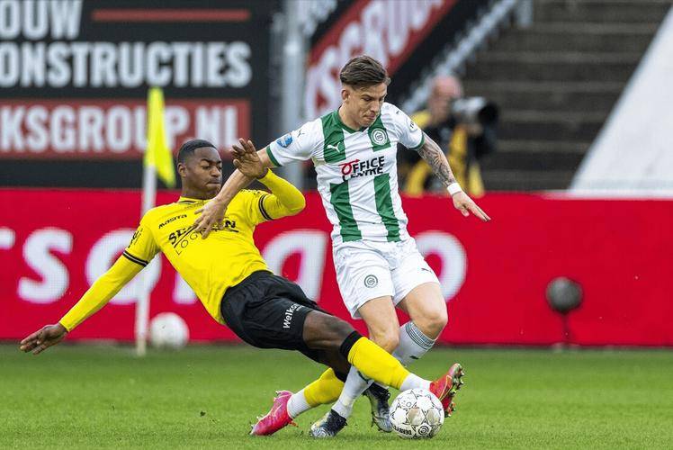 鄂竞技中占 鄂竞技中占