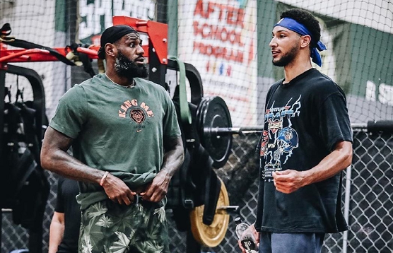 却从中国足 却从中国足